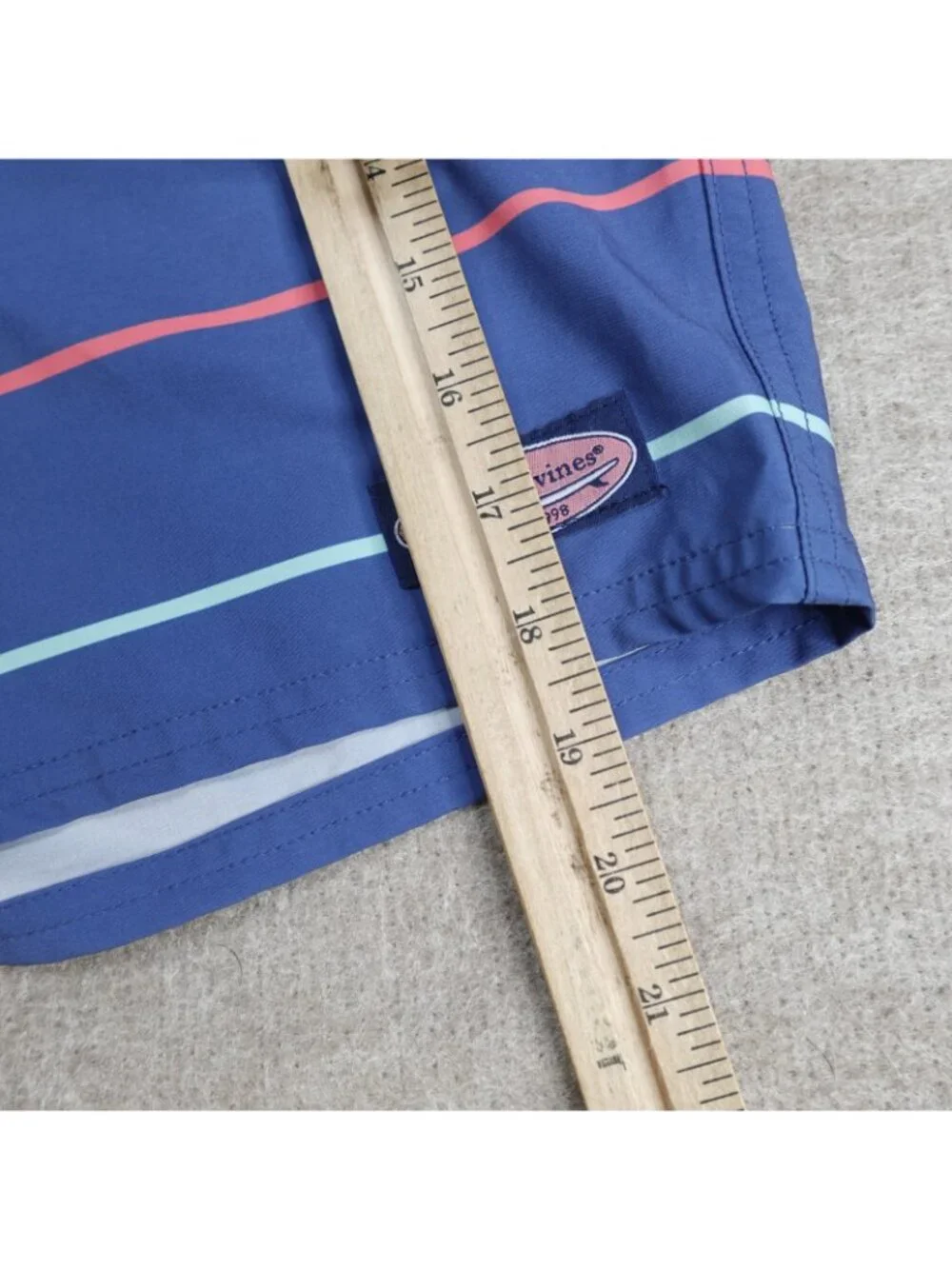 Vineyard Vines shelf pull